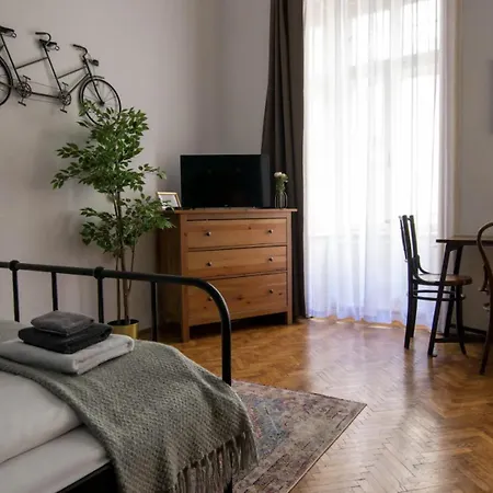 Standard By Hi5 - Charming Apartment